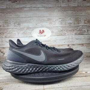 Nike Revolution 5 Trainers Men's Size 11.5 Black Lace Up Walking Running Shoes